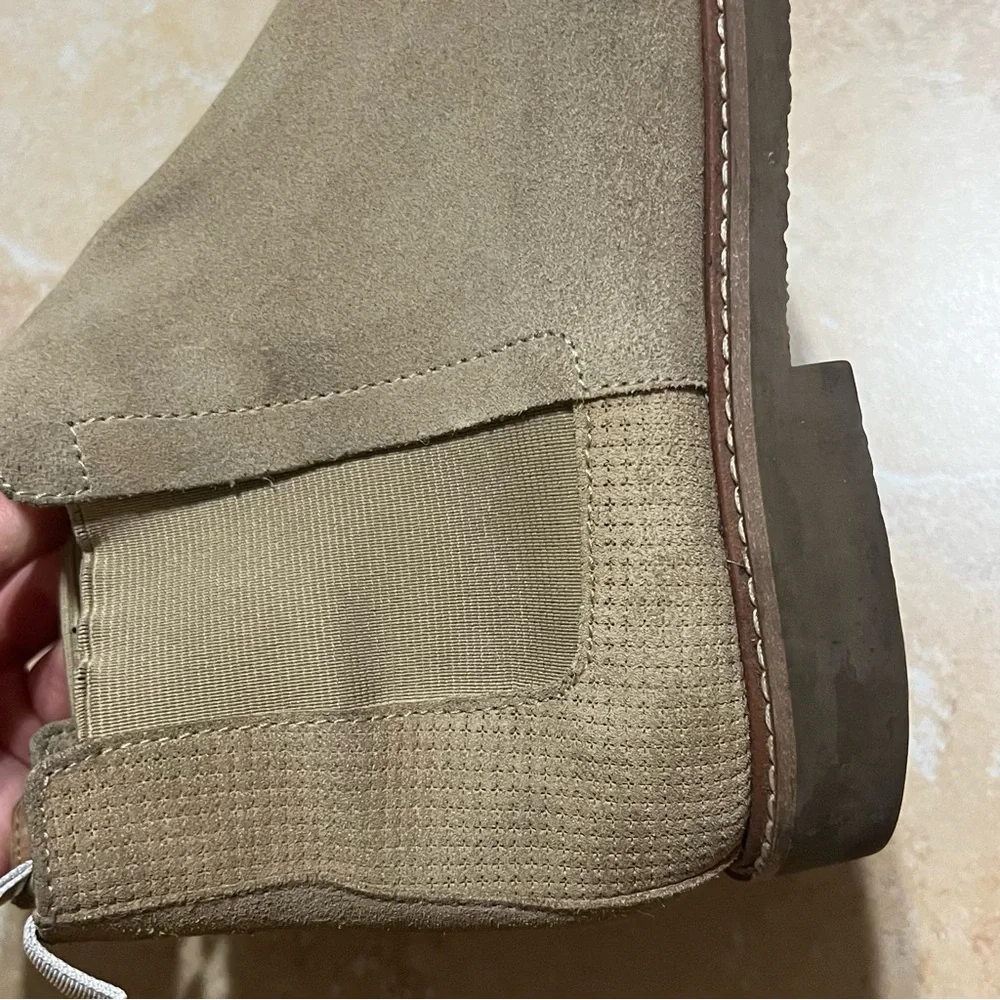 Steve Madden Beige Suede Boots US9 Men No Original Box